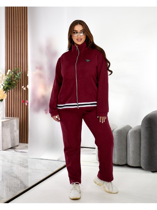 Жiночий прогулянковий костюм iз замшу бордового кольору 35380