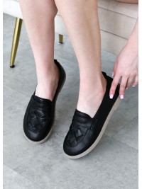 Жіночі шкіряні туфлі чорного кольору 35388