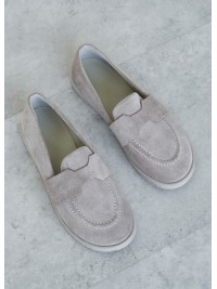 Жіночі туфлі з натуральної замші сірого кольору 35390