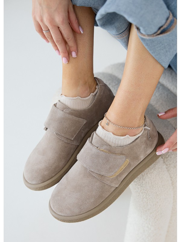 Жіночі туфлі з натуральної замші (байка) бежевого кольору 35393