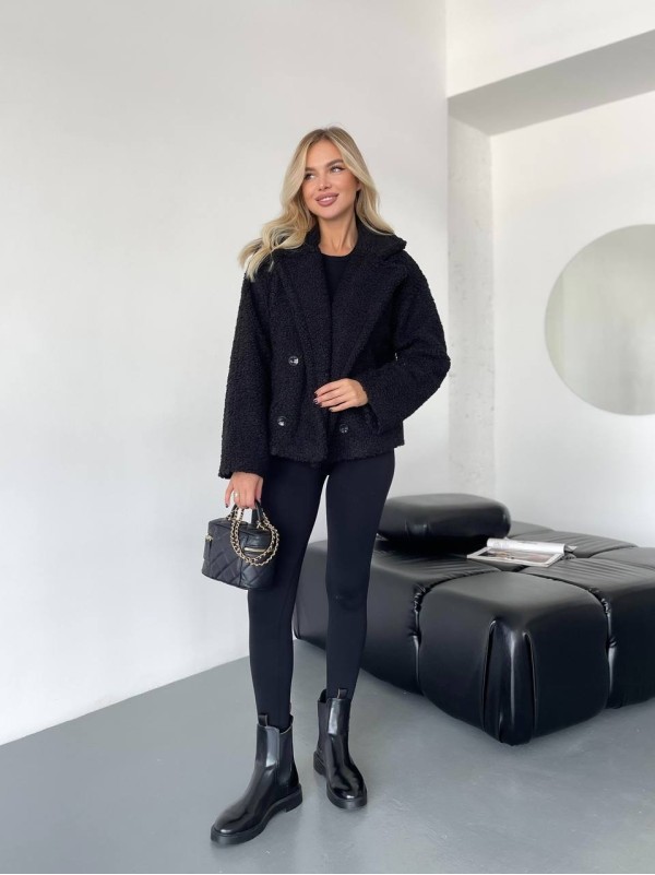 Жіноча коротка шуба-куртка з букле чорного кольору 35405