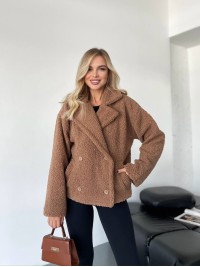 Жіноча коротка шуба-куртка з букле кавового кольору 35407