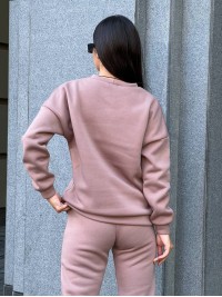 Базовий теплий жiночий костюм кавового кольору 35428