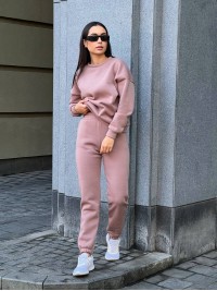 Базовий теплий жiночий костюм кавового кольору 35428