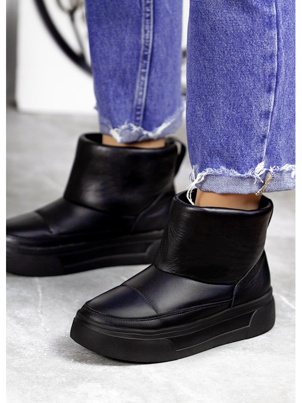 Жіночі уггі з натуральної шкіри (цигейка) чорного кольору 35436