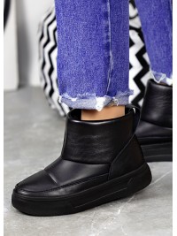 Жіночі уггі з натуральної шкіри (цигейка) чорного кольору 35436