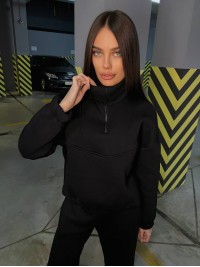 Жіночий теплий костюм з капюшоном чорного кольору 35439