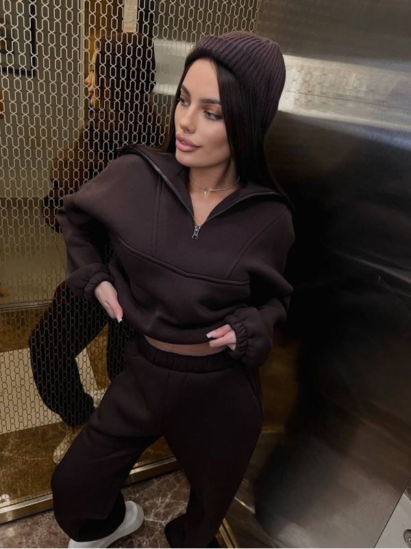 Жіночий теплий костюм з капюшоном коричневого кольору 35440