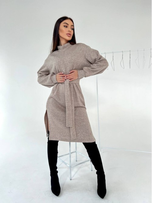 Ангорова сукня мiдi з поясом бежевого кольору 35445