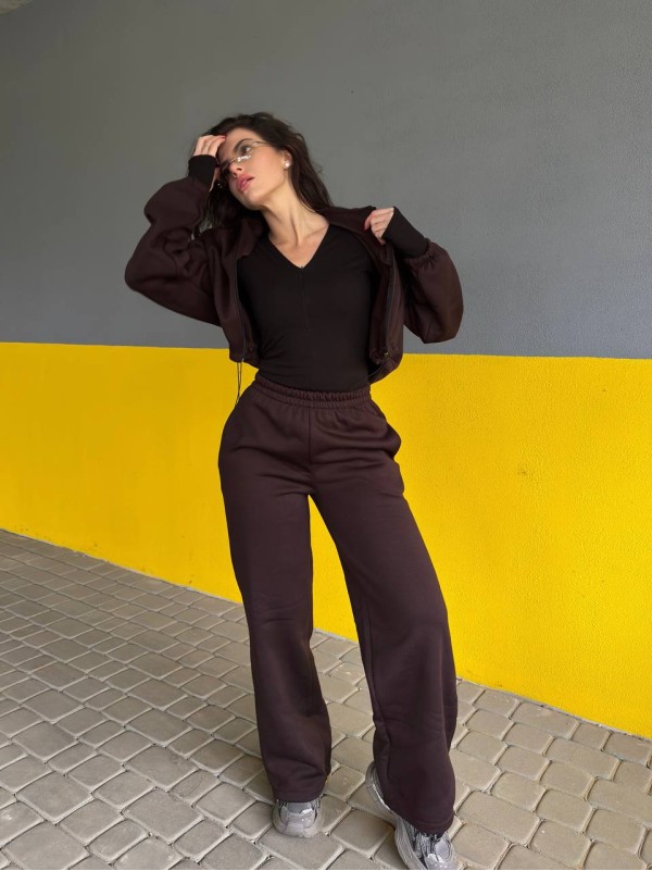 Жіночий легкий лонгслів чорного кольору 35453