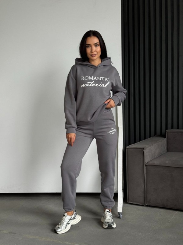 Жіночий спортивний костюм на флiсi з написом сiрого кольору 35455