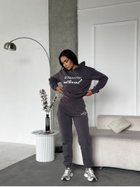 Жіночий спортивний костюм на флiсi з написом графiтового кольору 35456