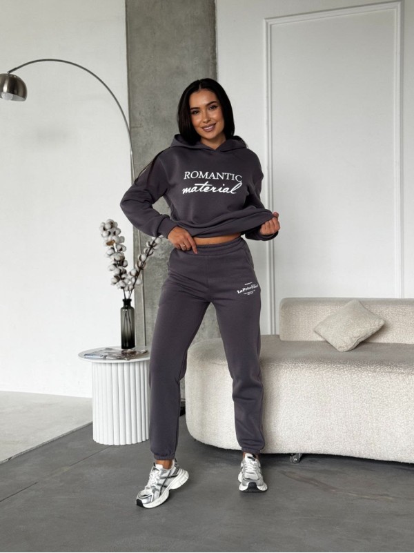 Жіночий спортивний костюм на флiсi з написом графiтового кольору 35456