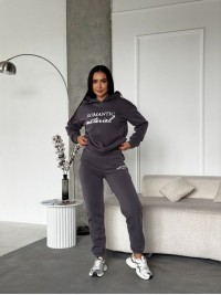 Жіночий спортивний костюм на флiсi з написом графiтового кольору 35456