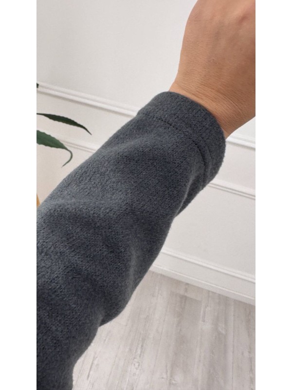 Теплий жiночий костюм графiтового кольору 35458