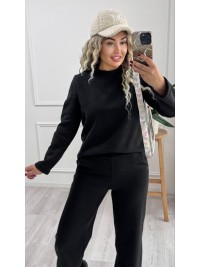 Теплий жiночий костюм чорного кольору 35459