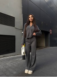 Унiверсальний жiночий костюм 2-ка графiтового кольору 35465
