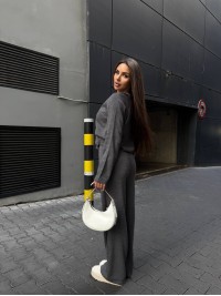 Унiверсальний жiночий костюм 2-ка графiтового кольору 35465