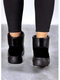 Жіночі уггі з натуральної шкіри на платформі (цигейка) чорного кольору 35469