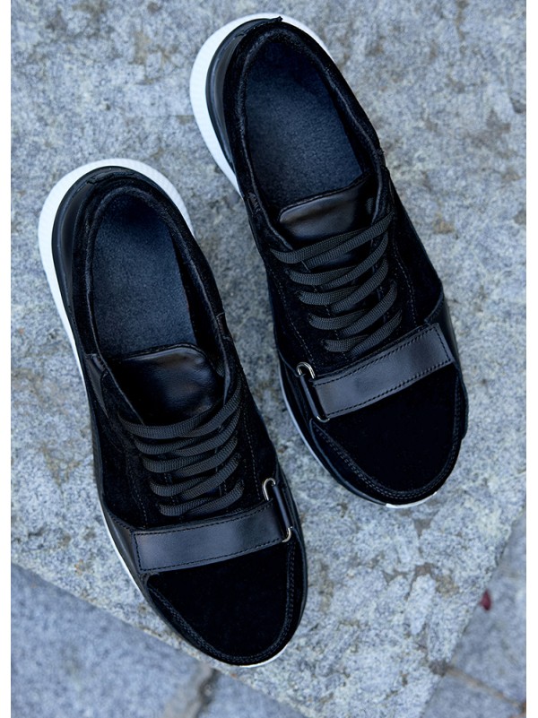 Чоловічі кросівки з натуральної шкіри чорного кольору 35473