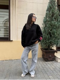 Жіноче спортивне худі на флiсi чорного кольору 35499