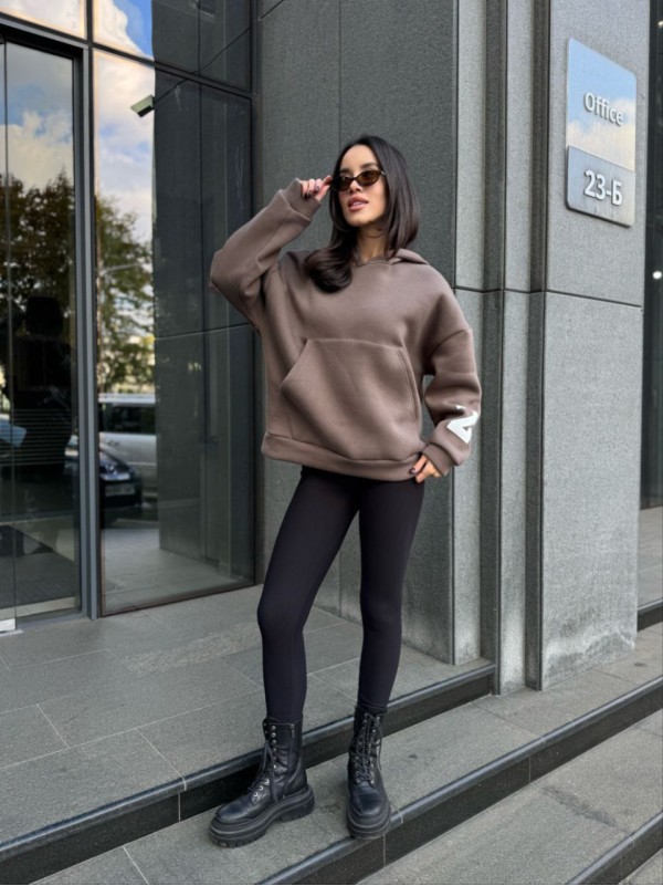 Жіноче спортивне худі на флiсi кавовго кольору 35503