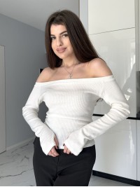 Жіночий лонгслів з вiдкритими плечима бiлого кольору 35505