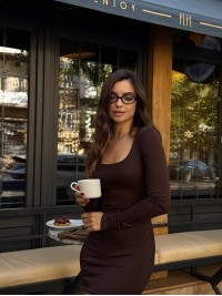 Еластична сукня мiнi коричневого кольору 35509