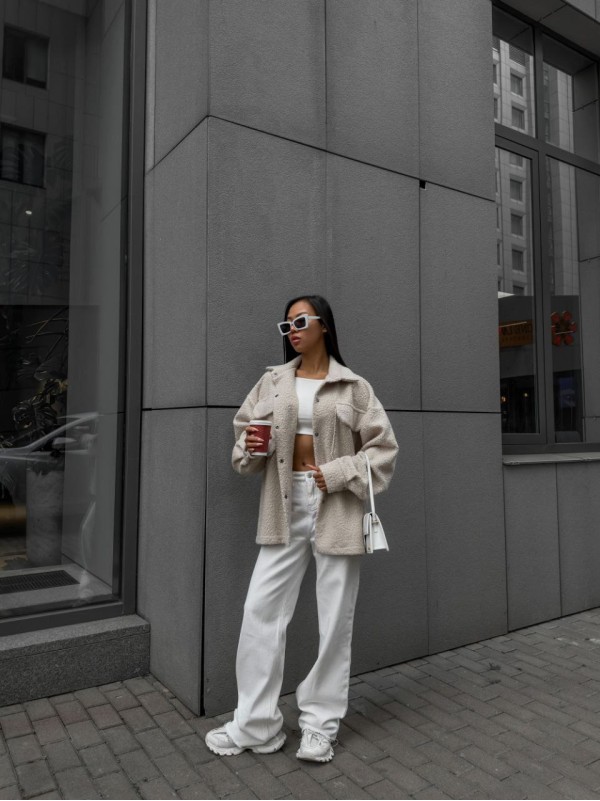 Жіноча сорочка букле бежевого кольору 35525