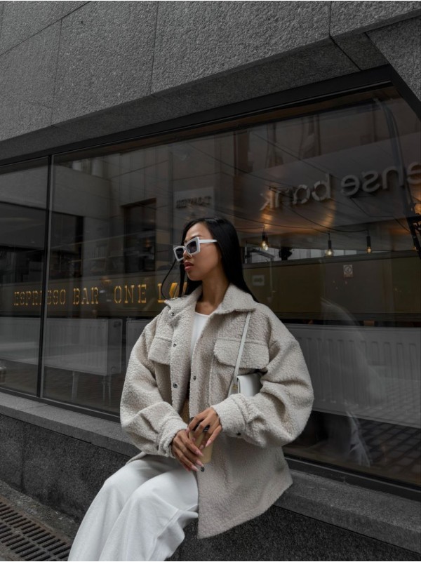 Жіноча сорочка букле бежевого кольору 35525