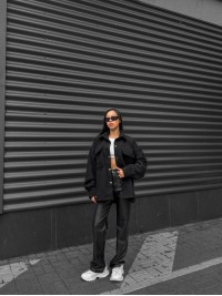 Жіноча сорочка букле чорного кольору 35526