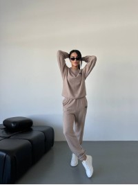 Повсякденний жiночий костюм 2-ка бежевого кольору 35531