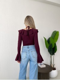 Однотонний боді з рюшами бордового кольору 35539