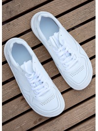 Шкіряні чоловічі кросівки білого кольору 35547