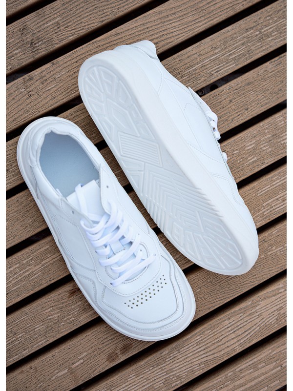 Шкіряні чоловічі кросівки білого кольору 35547