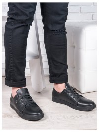 Базові кеди чоловічі з натуральної шкіри чорного кольору 35554