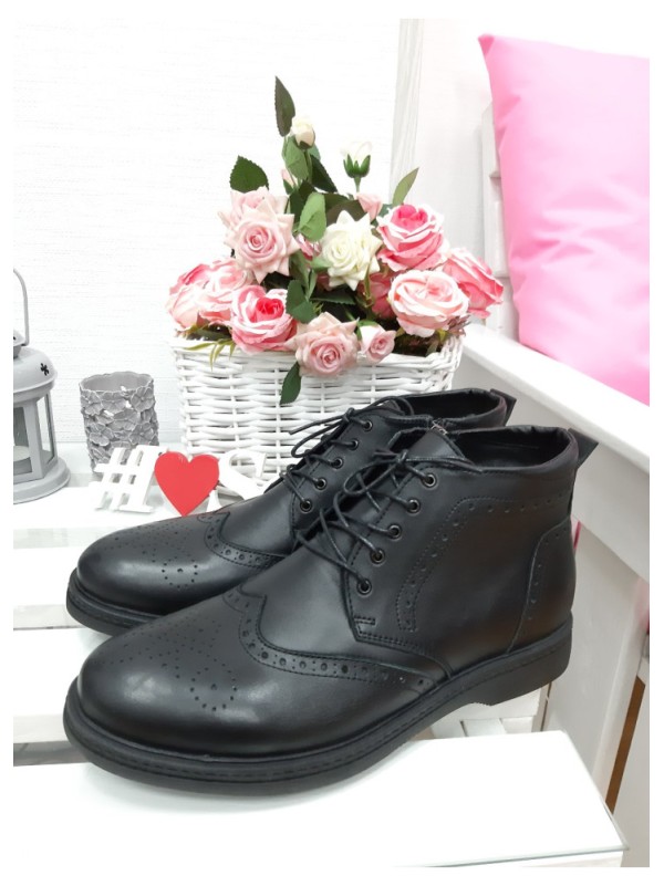 Чоловічі черевики з натуральної шкіри чорного кольору 35555