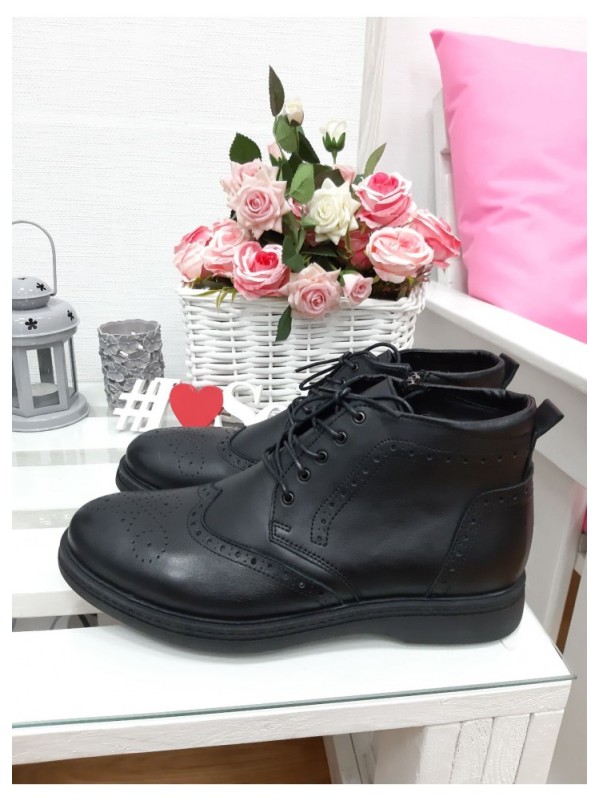 Чоловічі черевики з натуральної шкіри чорного кольору 35555