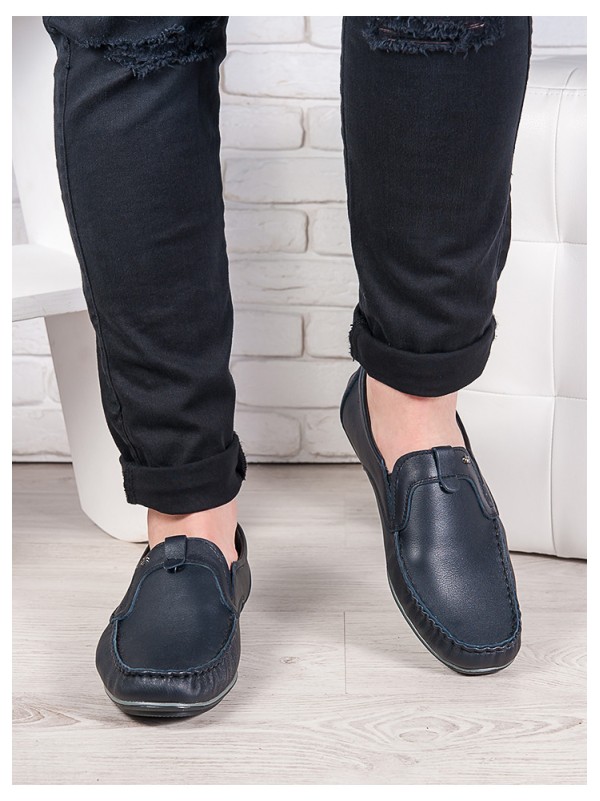 Чоловічі мокасини з натуральної шкіри чорного кольору 35556