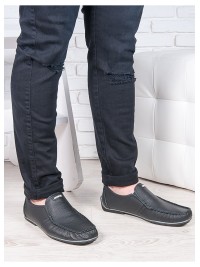 Чоловічі мокасини з натуральної шкіри чорного кольору 35557