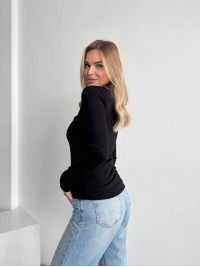 Жіночий теплий гольф чорного кольору 35577