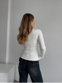 Жіноча тепла кофта на змiцi молочного кольору 35591