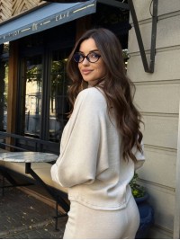 Базовий жiночий костюм з ангори бежевого кольору 35592