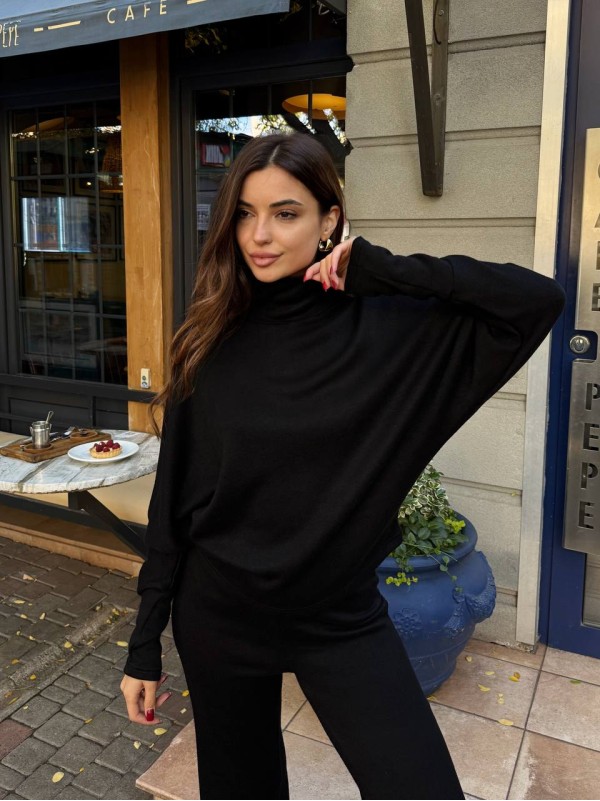 Базовий жiночий костюм з ангори чорного кольору 35594