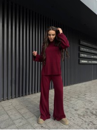 Базовий жiночий костюм 2-ка бордового кольору 35604