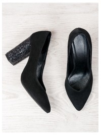 Жіночі туфлі з натуральної замші на каблуку чорного кольору 35612