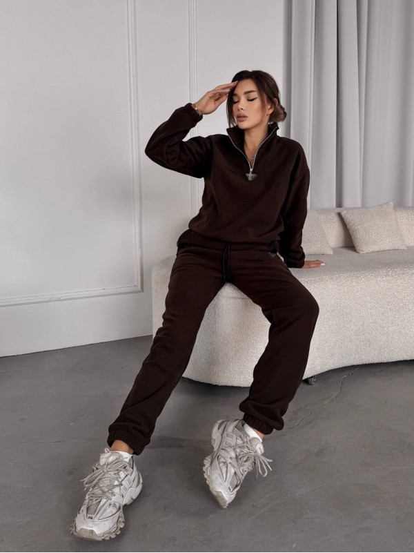 Жіночий костюм флісовий коричневого кольору 35623