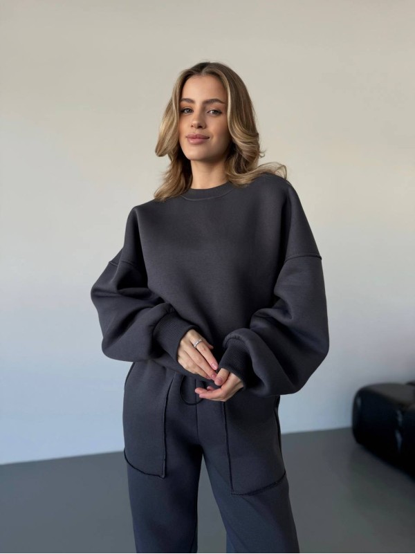 Теплий жiночий костюм графiтового кольору 35626