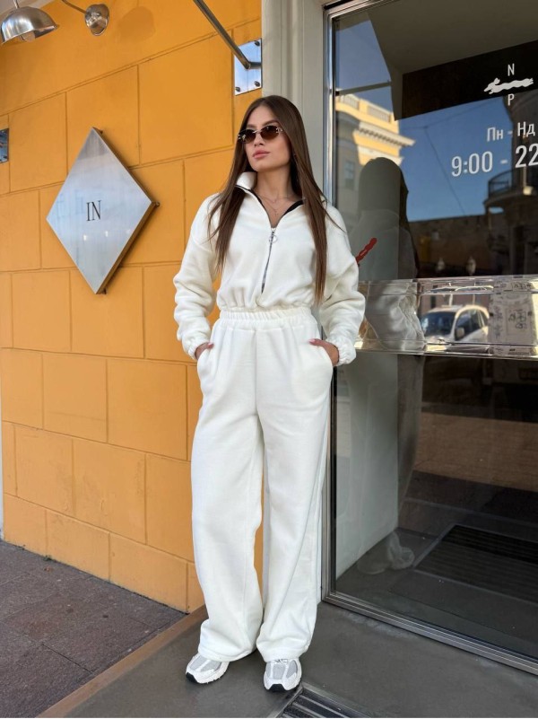 Жiночий теплий комбінезон iз флiса молочного кольору 35666