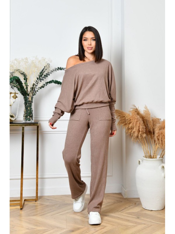 Ангоровий прогулянковий костюм кавового кольору 35680